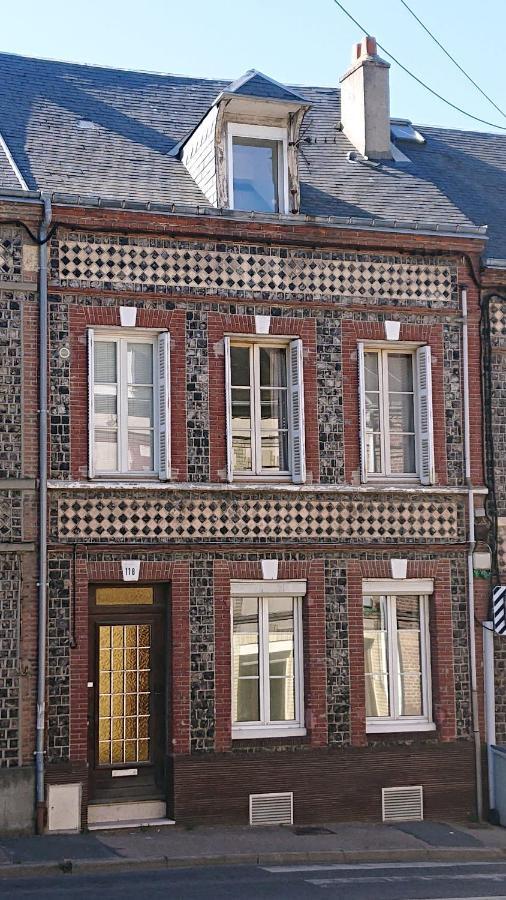 Tout Un 2Eme Etage A 300 Metres De La Mer, Chez L'Habitant ! Fécamp Exterior foto